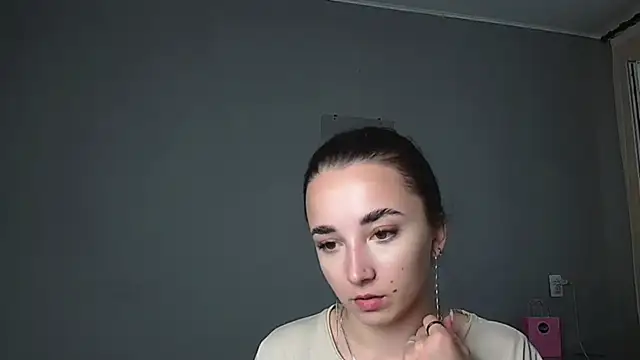 Eva Gloryy online show from 06/19/26, 09:02