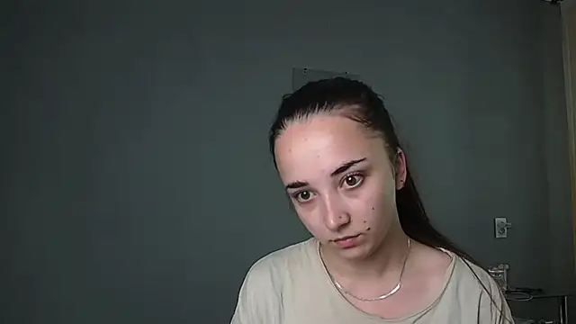 Eva Gloryy online show from 06/25/26, 11:26