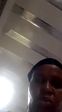 bubblendz1988 online show from 03/08/25, 06:43