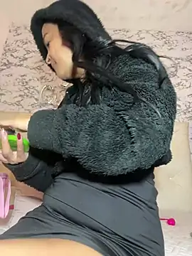 Snapshot of Lili__taylor chatting on 03/02/26, 01:19 Lili taylor online show from 03/02/26, 01:19