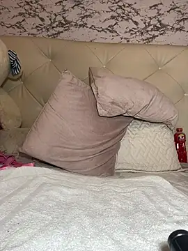 Snapshot of Lili__taylor chatting on 03/02/26, 05:08 Lili taylor online show from 03/02/26, 05:08