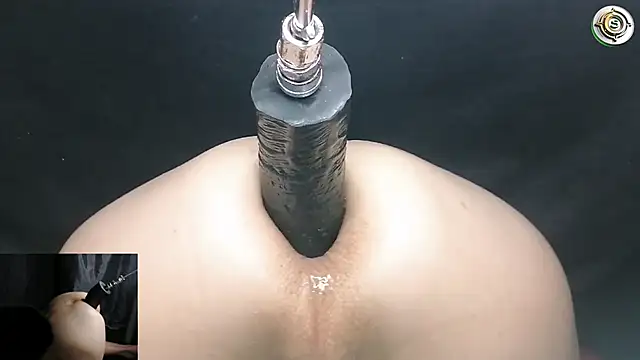 Snapshot of SaucingTunnel69 chatting on 01/24/25, 09:39 SaucingTunnel69 online show from 01/24/25, 09:39