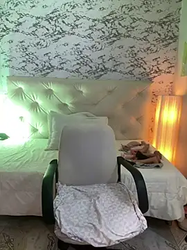 viktoria davis  online show from 02/01/25, 01:12