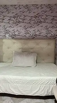 viktoria davis  online show from 02/01/25, 04:14