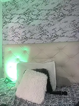 viktoria davis  online show from 02/23/25, 09:59