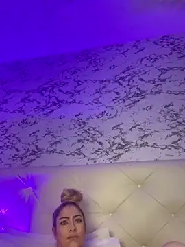 viktoria davis  online show from 02/24/25, 01:02