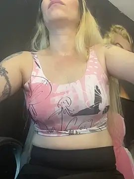 viktoria davis  online show from 09/13/25, 12:43