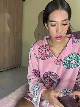 zoe storm online show from 05/02/26, 05:07