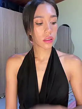 zoe storm online show from 05/08/26, 11:21