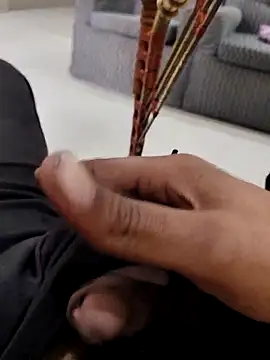 Snapshot of Danny88990@xh chatting on 12/16/25, 10:09 Danny88990xh online show from 12/16/25, 10:09