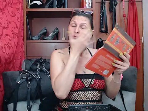 sachaclinford online show from 06/13/26, 07:23