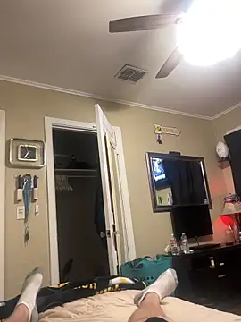 Snapshot of biggzee6 chatting on 01/12/26, 11:54 biggzee6 online show from 01/12/26, 11:54