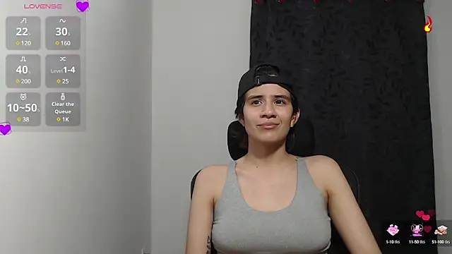 Snapshot of Dha_lia0 chatting on 03/20/25, 05:46 Dha lia0 online show from 03/20/25, 05:46