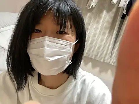 riri riri jp online show from 10/28/25, 11:03