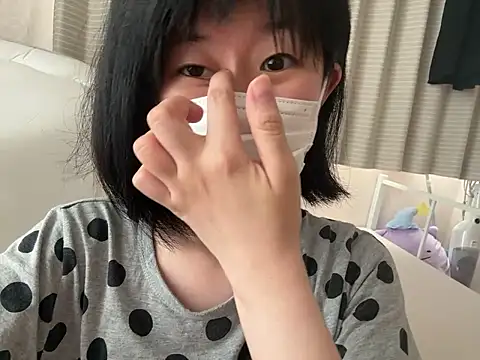 Snapshot of riri_riri_jp chatting on 07/20/26, 03:32 riri riri jp online show from 07/20/26, 03:32