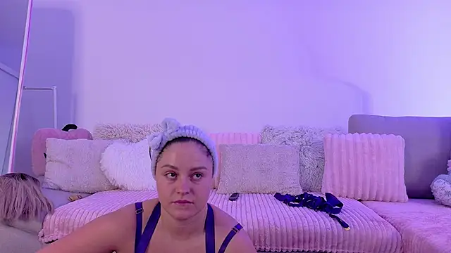 Snapshot of PatriciaSpice chatting on 04/22/26, 04:26 PatriciaSpice online show from 04/22/26, 04:26