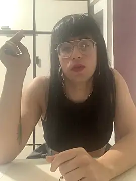 Snapshot of sofia_esclava chatting on 01/27/25, 04:43 sofia esclava online show from 01/27/25, 04:43