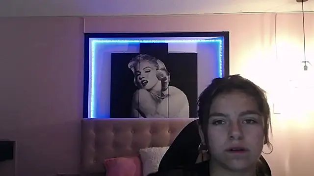 Kitten Cam online show from 01/30/25, 12:27