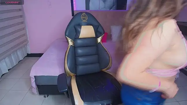 Kitten Cam online show from 02/13/25, 12:54