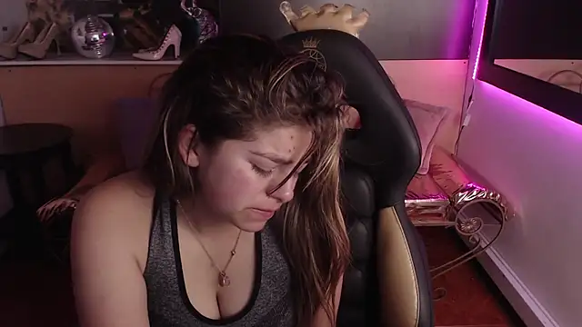 Kitten Cam online show from 10/07/25, 03:04