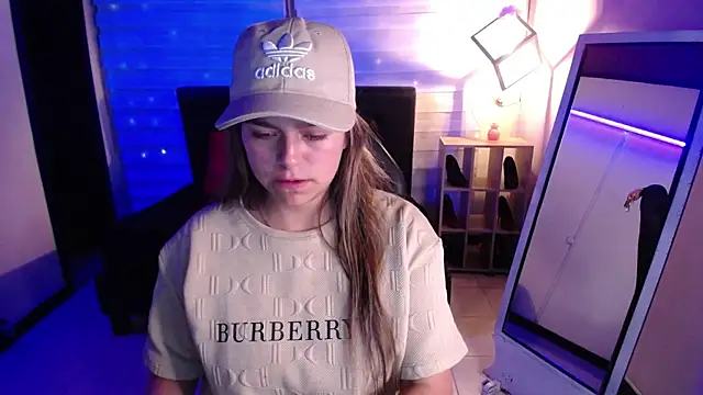 Kitten Cam online show from 11/07/25, 03:17