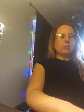 TattedMamaXOXO online show from 02/04/25, 07:22