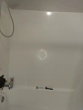 TattedMamaXOXO online show from 12/18/25, 04:35