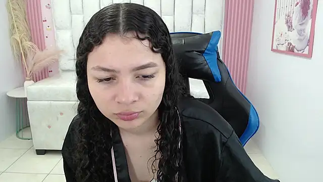 shalon diaz s online show from 11/29/25, 01:03