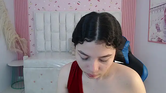 shalon diaz s online show from 12/18/25, 01:17