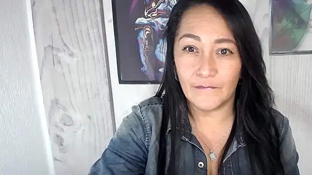 JULIANAWET69 online show from 11/24/25, 04:23