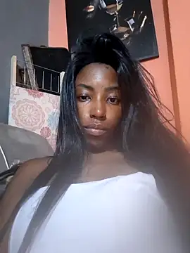 Snapshot of melangelo17 chatting on 01/29/25, 10:01 melangelo17 online show from 01/29/25, 10:01