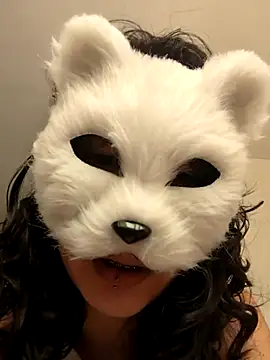 GinnyDelice online show from 03/07/25, 07:16