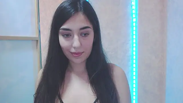 Snapshot of Lovelllyy chatting on 03/16/25, 01:38 Lovelllyy online show from 03/16/25, 01:38