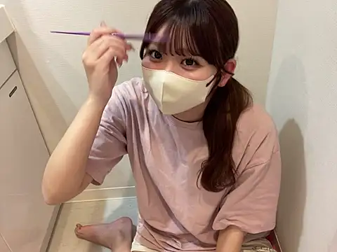 Snapshot of shina_mo_n_ch chatting on 04/08/26, 01:55 shina mo n ch online show from 04/08/26, 01:55