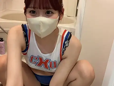 Snapshot of shina_mo_n_ch chatting on 05/07/26, 02:11 shina mo n ch online show from 05/07/26, 02:11