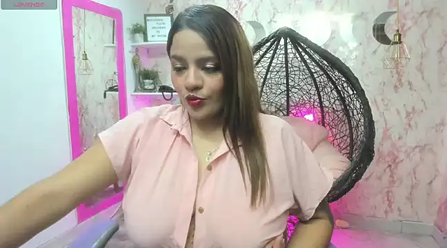 victoria  floyd online show from 01/28/25, 07:42