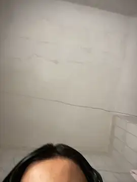 Snapshot of majdolin78 chatting on 02/24/25, 10:59 majdolin78 online show from 02/24/25, 10:59