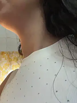 majdolin78 online show from 10/31/25, 10:27