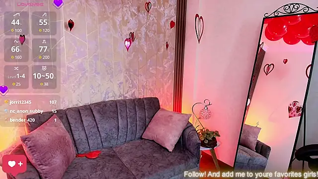 Snapshot of Aurora_thomas__1 chatting on 02/14/25, 04:20 Aurora thomas 1 online show from 02/14/25, 04:20