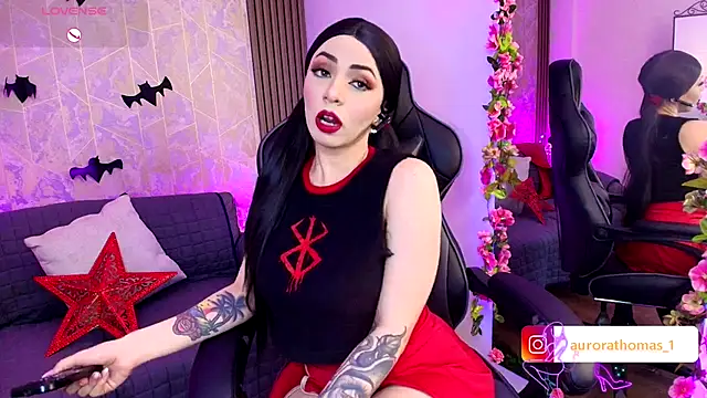 Snapshot of Aurora_thomas__1 chatting on 11/15/25, 03:48 Aurora thomas 1 online show from 11/15/25, 03:48