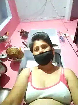Snapshot of Bhavya_Bhan chatting on 09/11/25, 12:00 Bhavya Bhan online show from 09/11/25, 12:00