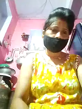 Snapshot of Bhavya_Bhan chatting on 10/02/25, 11:34 Bhavya Bhan online show from 10/02/25, 11:34