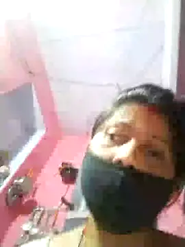 Snapshot of Bhavya_Bhan chatting on 10/20/25, 12:55 Bhavya Bhan online show from 10/20/25, 12:55