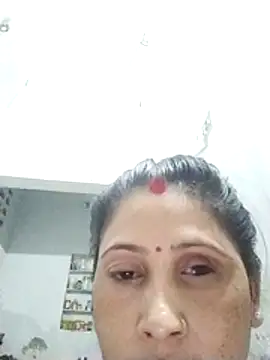 Snapshot of Bhavya_Bhan chatting on 07/28/26, 05:23 Bhavya Bhan online show from 07/28/26, 05:23