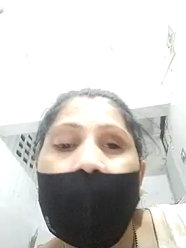 Snapshot of Bhavya_Bhan chatting on 07/30/26, 05:01 Bhavya Bhan online show from 07/30/26, 05:01