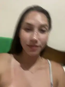 Snapshot of yza3 chatting on 02/03/25, 10:32 yza3 online show from 02/03/25, 10:32