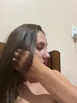 Snapshot of yza3 chatting on 02/21/25, 11:32 yza3 online show from 02/21/25, 11:32