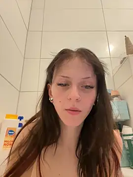 Ciara2004 online show from 11/08/25, 09:09