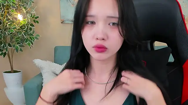 AnneCurtis online show from 01/28/25, 12:54