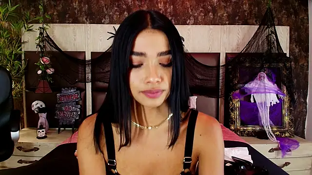 Bella Smiith  online show from 11/01/25, 07:27